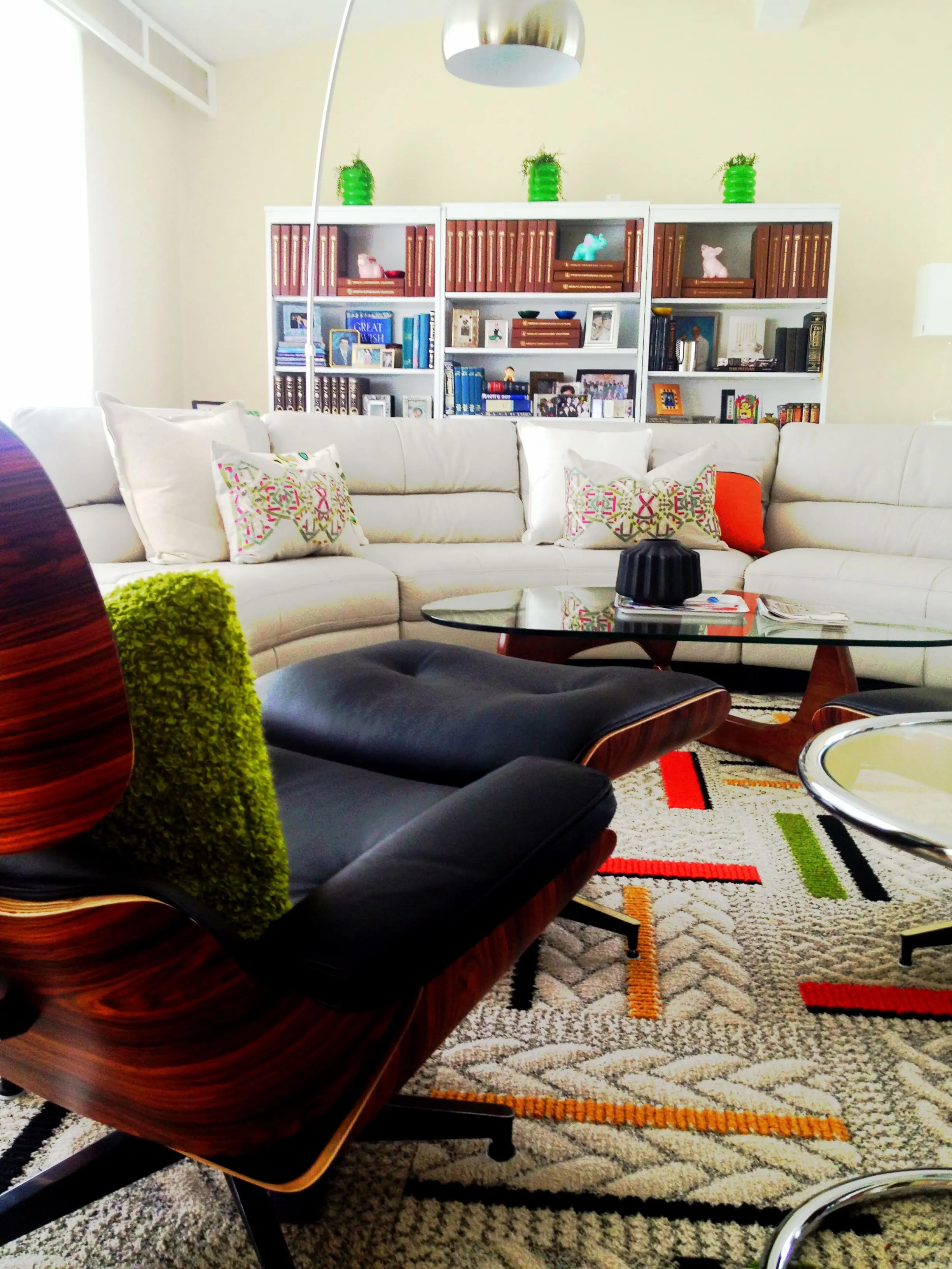 Mid-Century Modern Living Room – Pikesville