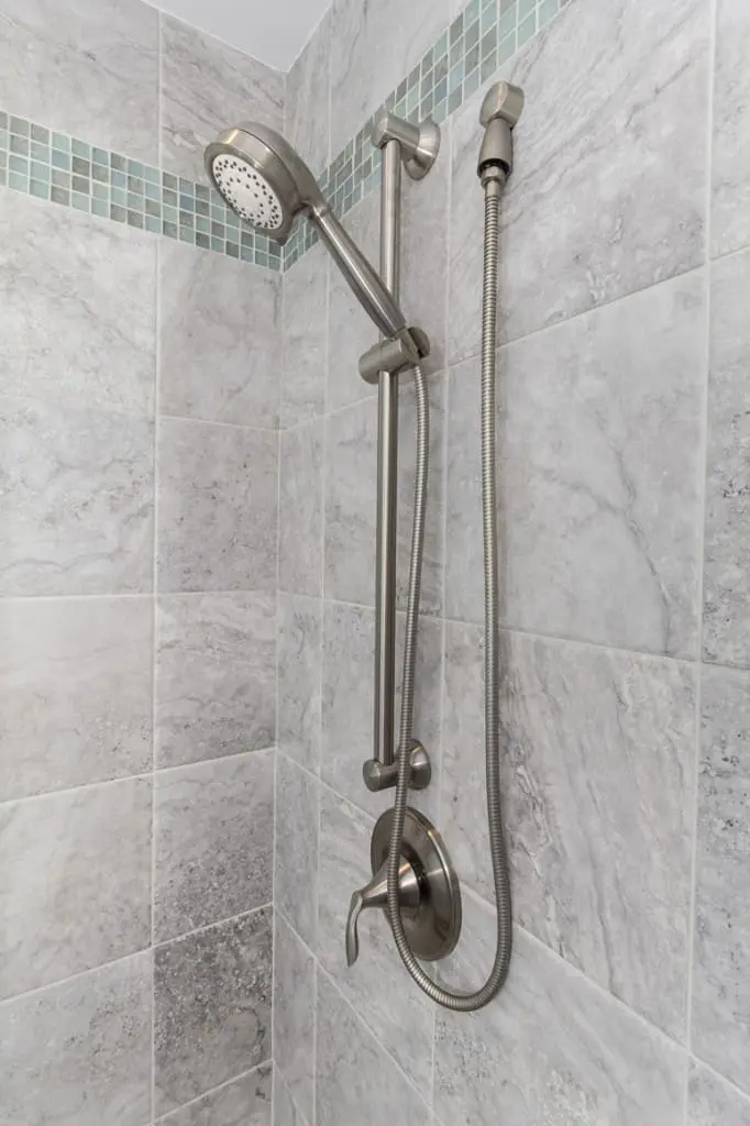 Transitional Master Bathroom - Laurel