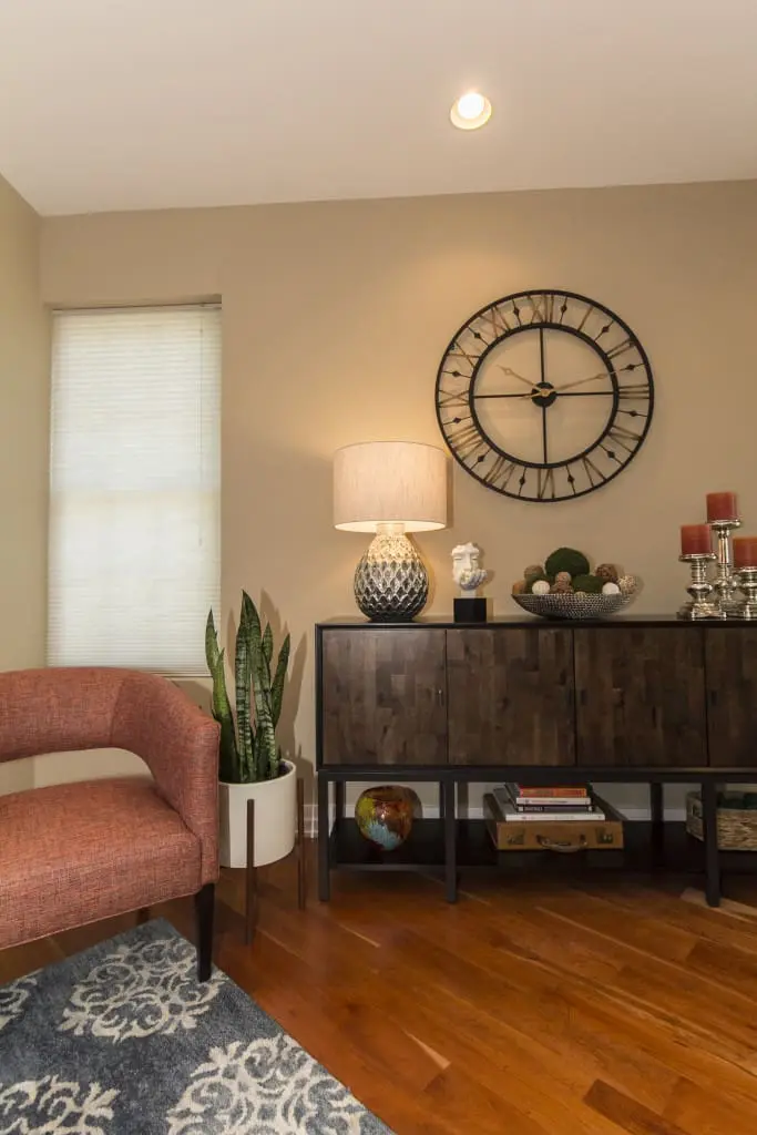 Urban Comfort Family Room - Baltimore