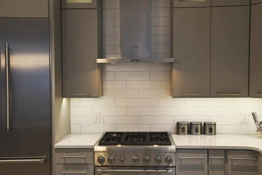 Minimalist Chic - Clarksville