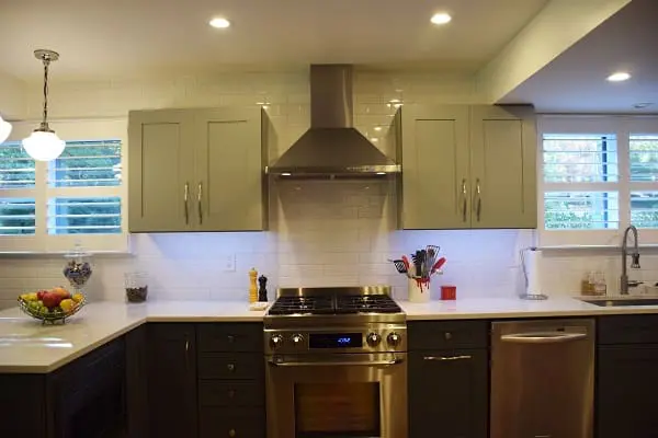 Classic Modern Kitchen – Columbia