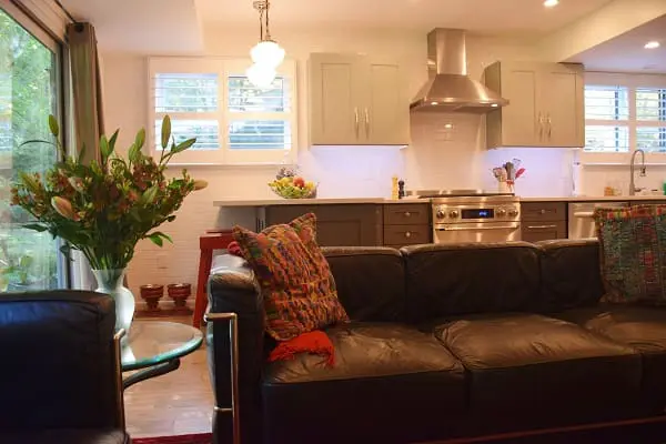 Classic Modern Kitchen – Columbia
