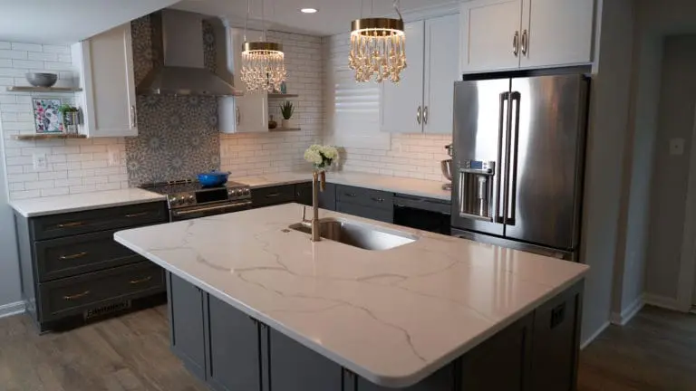 Cheerful Two-Toned Shaker Kitchen – Ellicott City