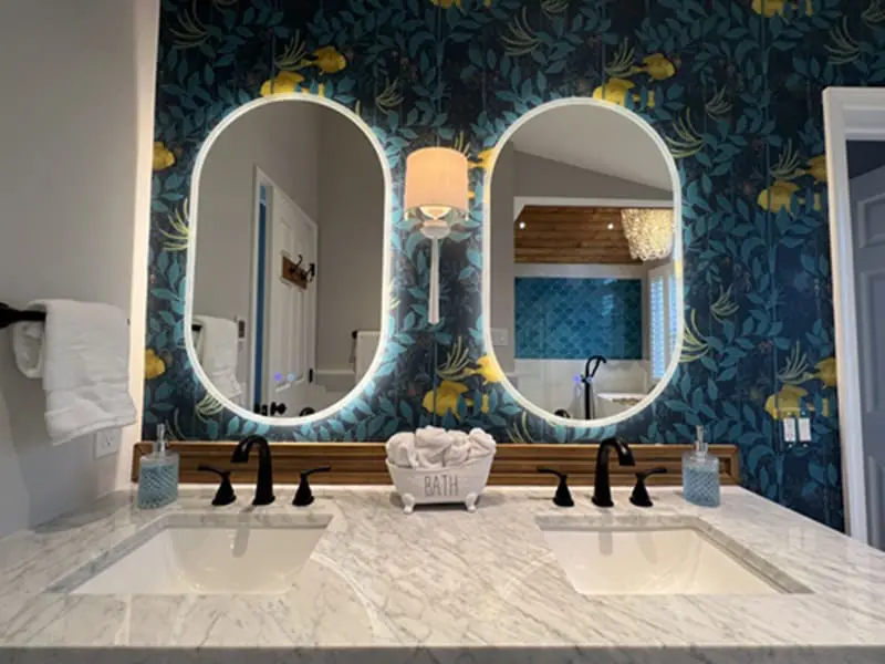 Coastal Reflections Primary Bath