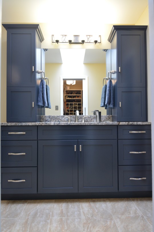 Primary Bathroom with Navy Accents - Severna Park