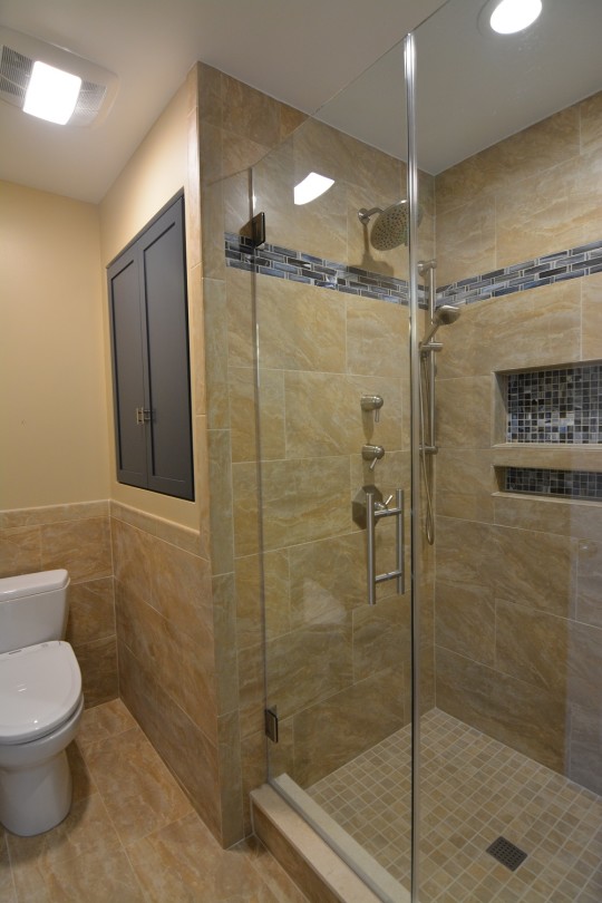 Primary Bathroom with Navy Accents - Severna Park