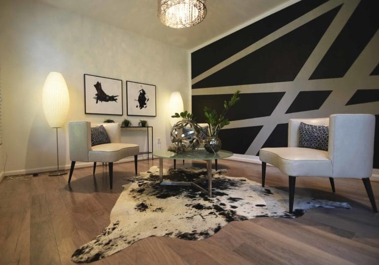 PORTFOLIO ADDITION: Minimalist Chic